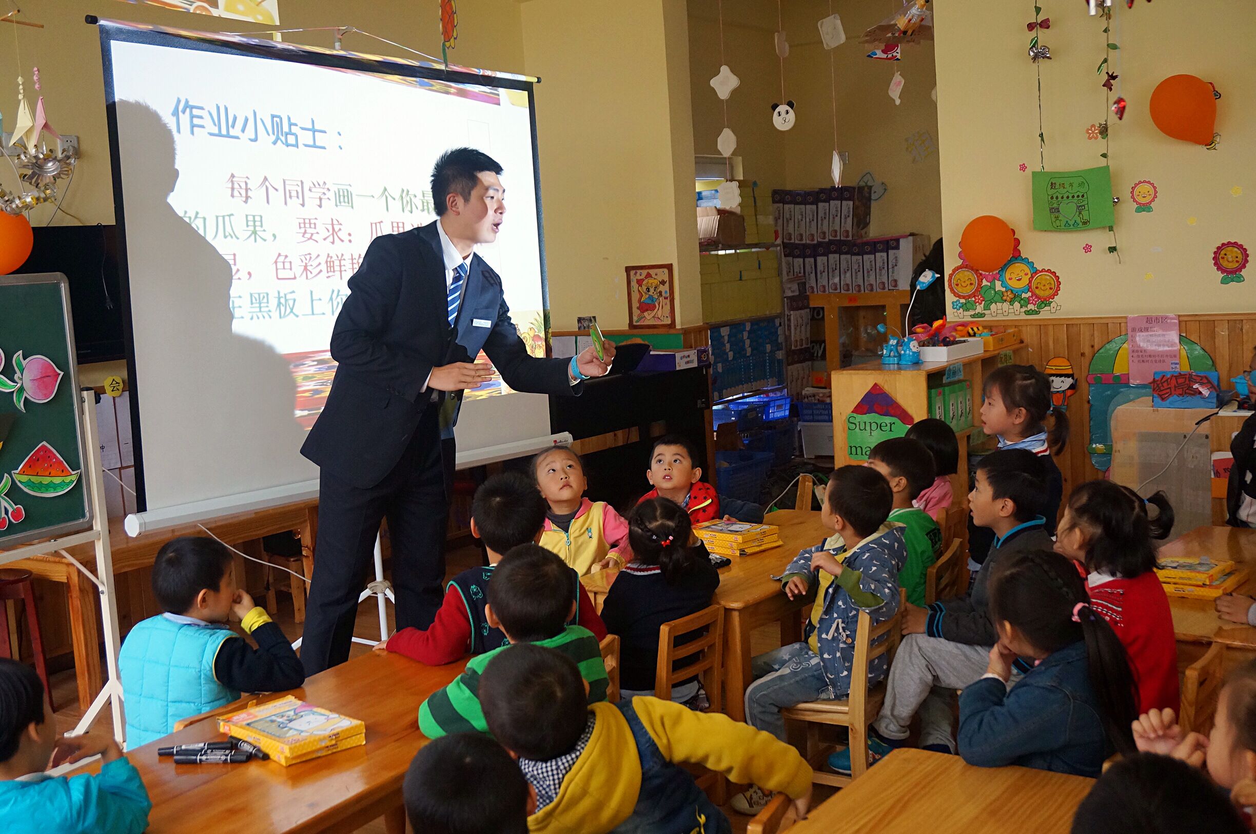 教案怎么写幼儿园范例_教案范例_片段教学教案范例